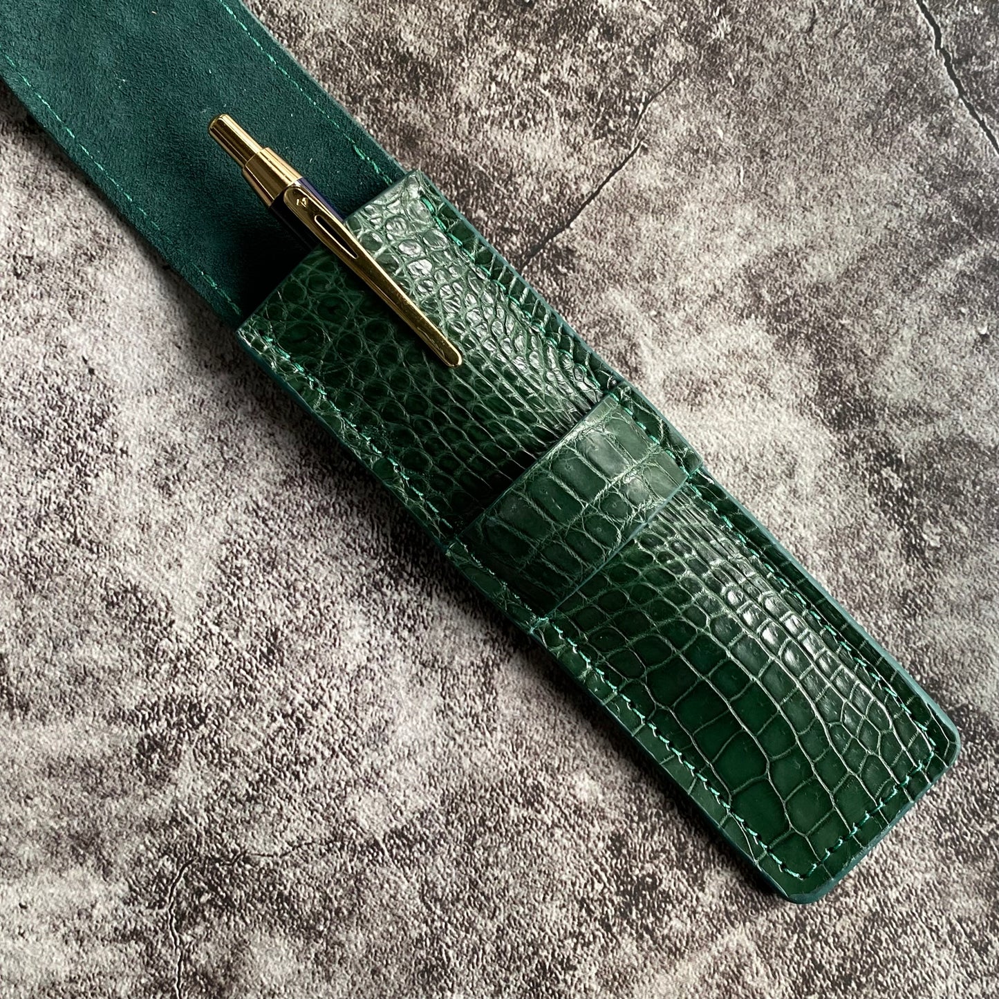 Green Alligator Pen Case