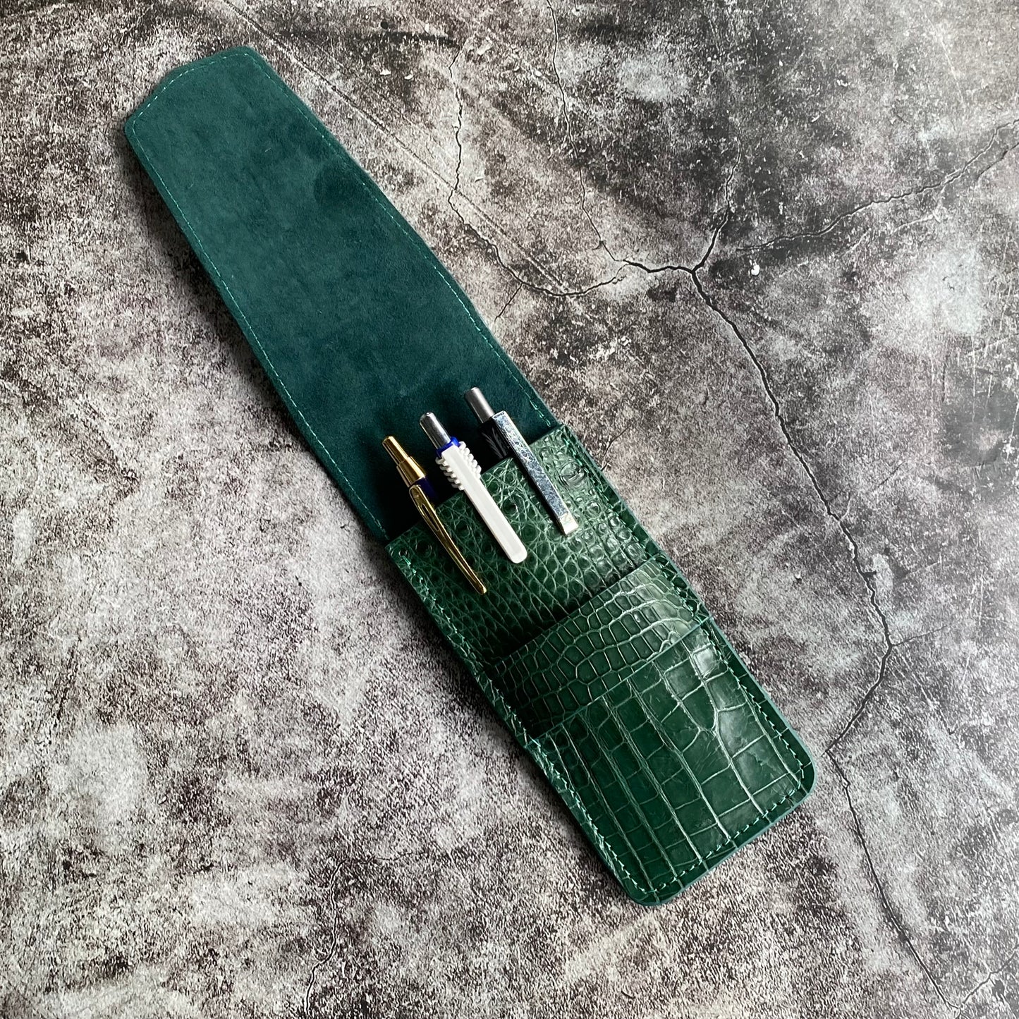 Green Alligator Pen Case