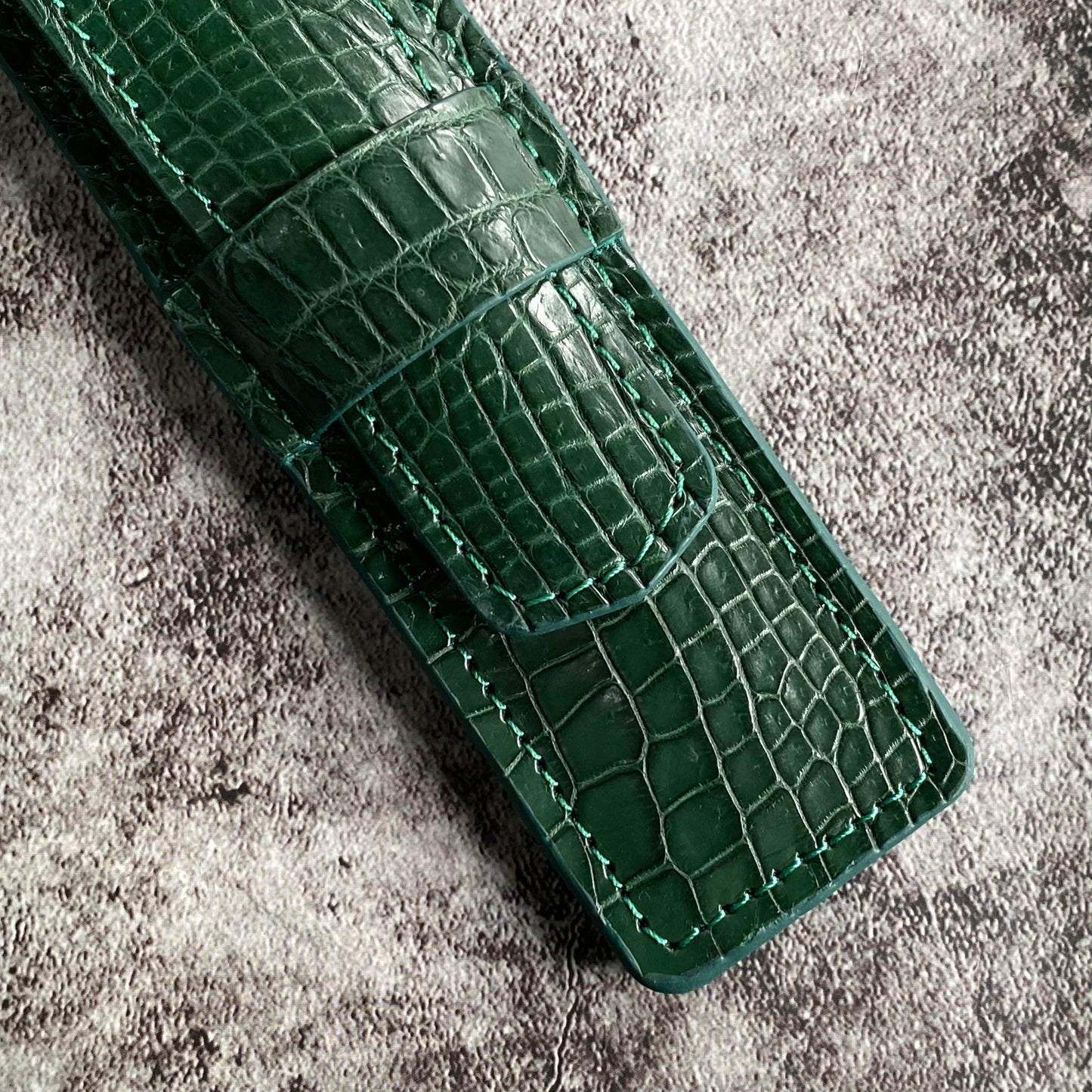 Green Alligator Pen Case