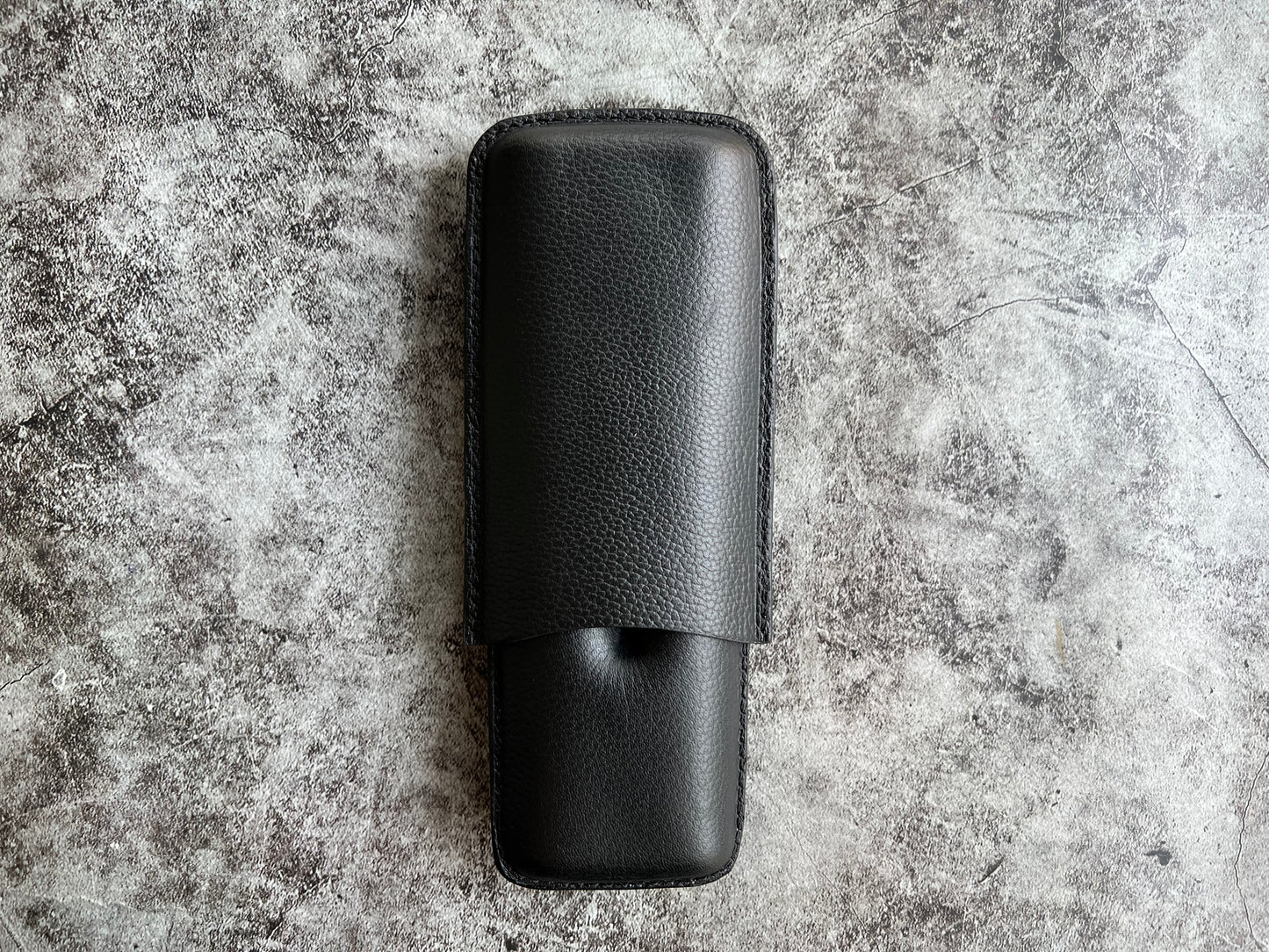 Handmade Black Leather Cigar Case, Leather Cigar Humidor, 2 to 3 Tubes Cigar Case