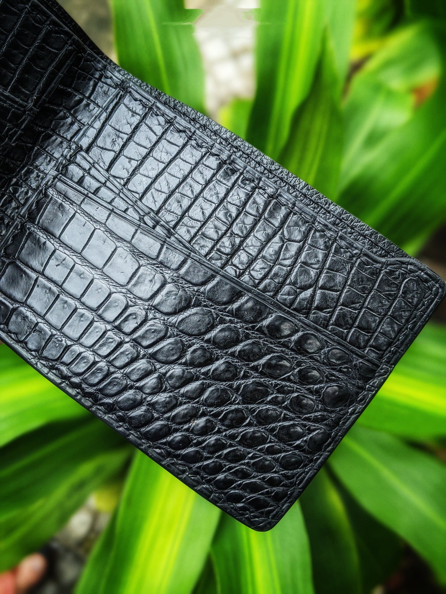 Minimalist Black Alligator Leather Wallet