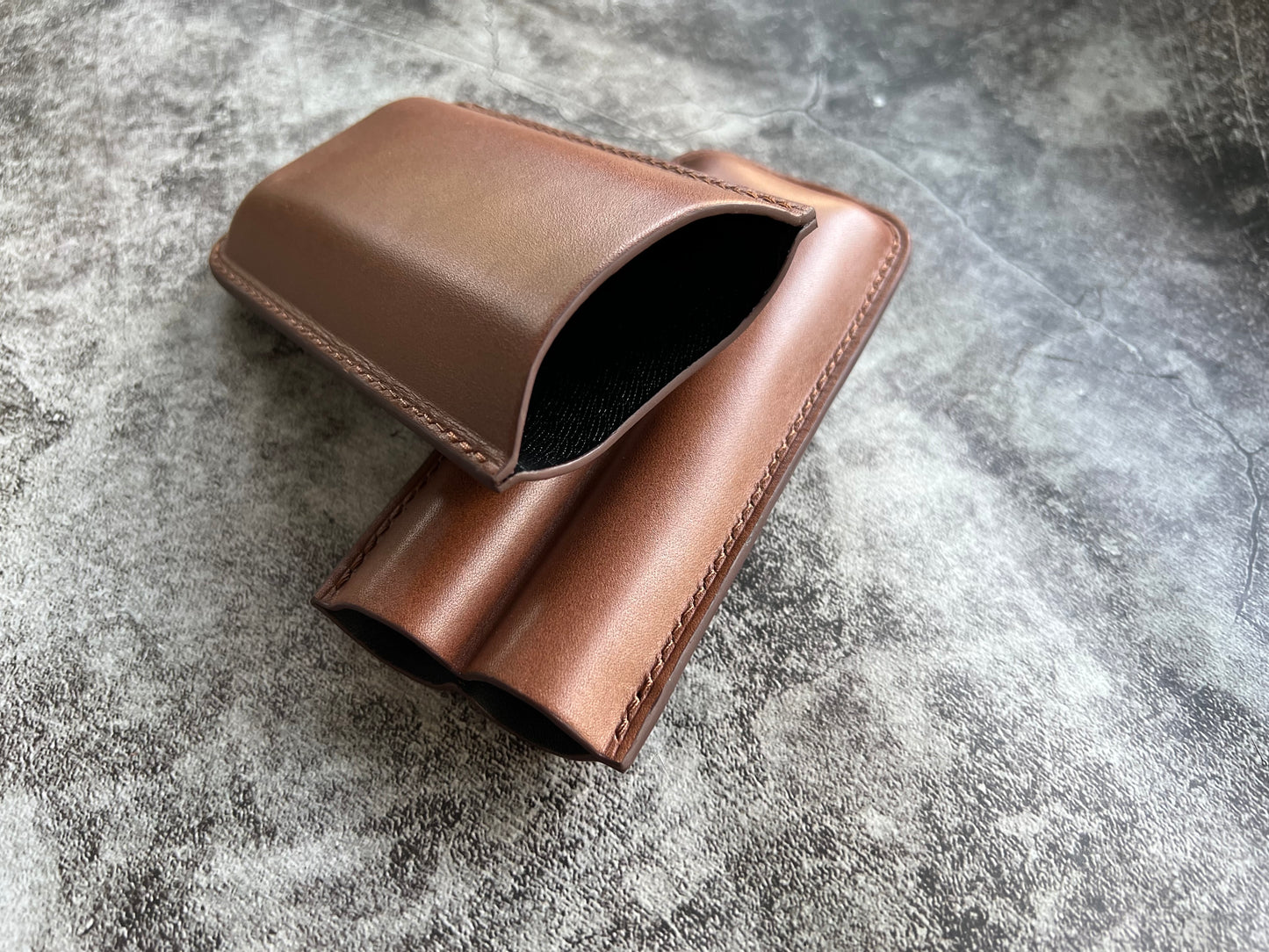 Handmade Light brown Leather Cigar Case, Leather Cigar Humidor, 2 to 3 Tubes Cigar Case