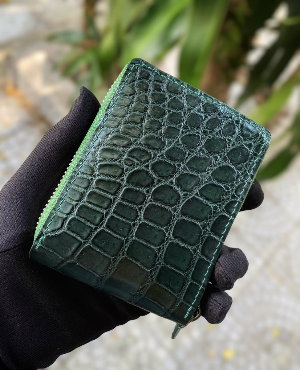 Green Alligator Zipper Wallet